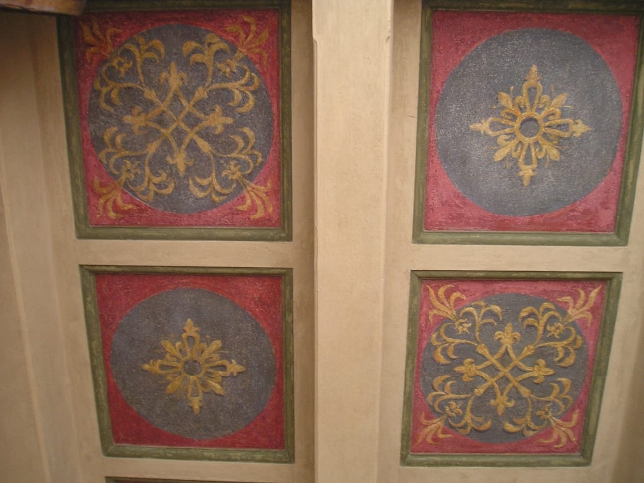 Decorated ceiling Jane Harman storage and furniture restoration in Florence