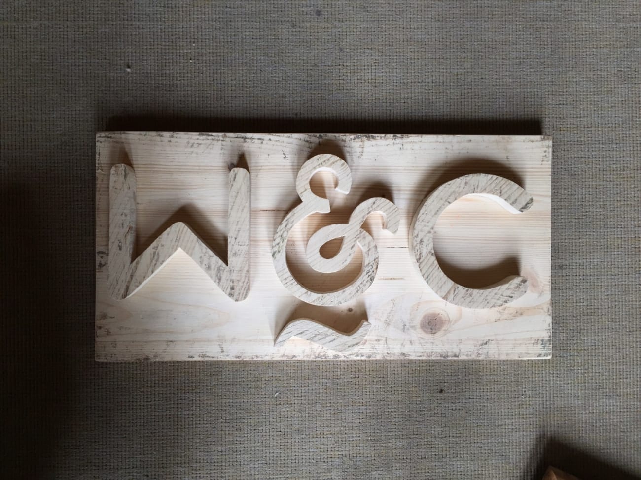 Wood&Cut logo Jane Harman storage and furniture restoration in Florence